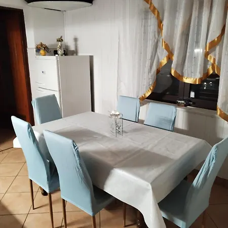Apartmans Martha Karlobag Rum bild